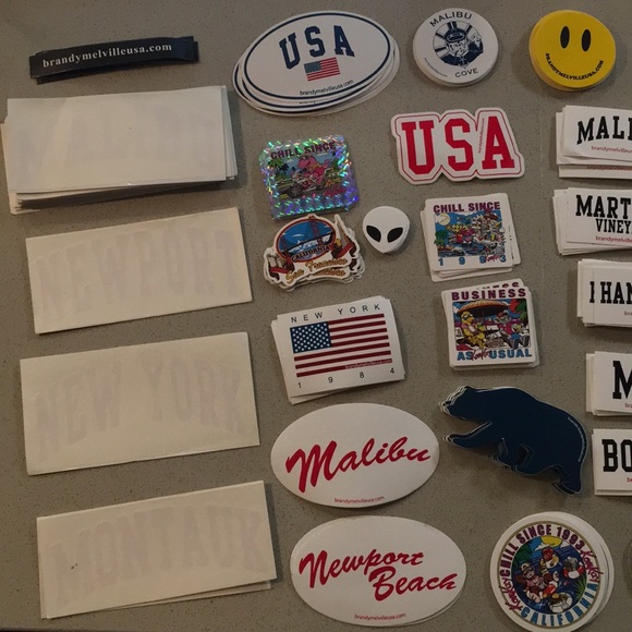 💗 ONE LEFT 💗Brandy Melville Mystery Sticker Pack - Picture 2 of 4